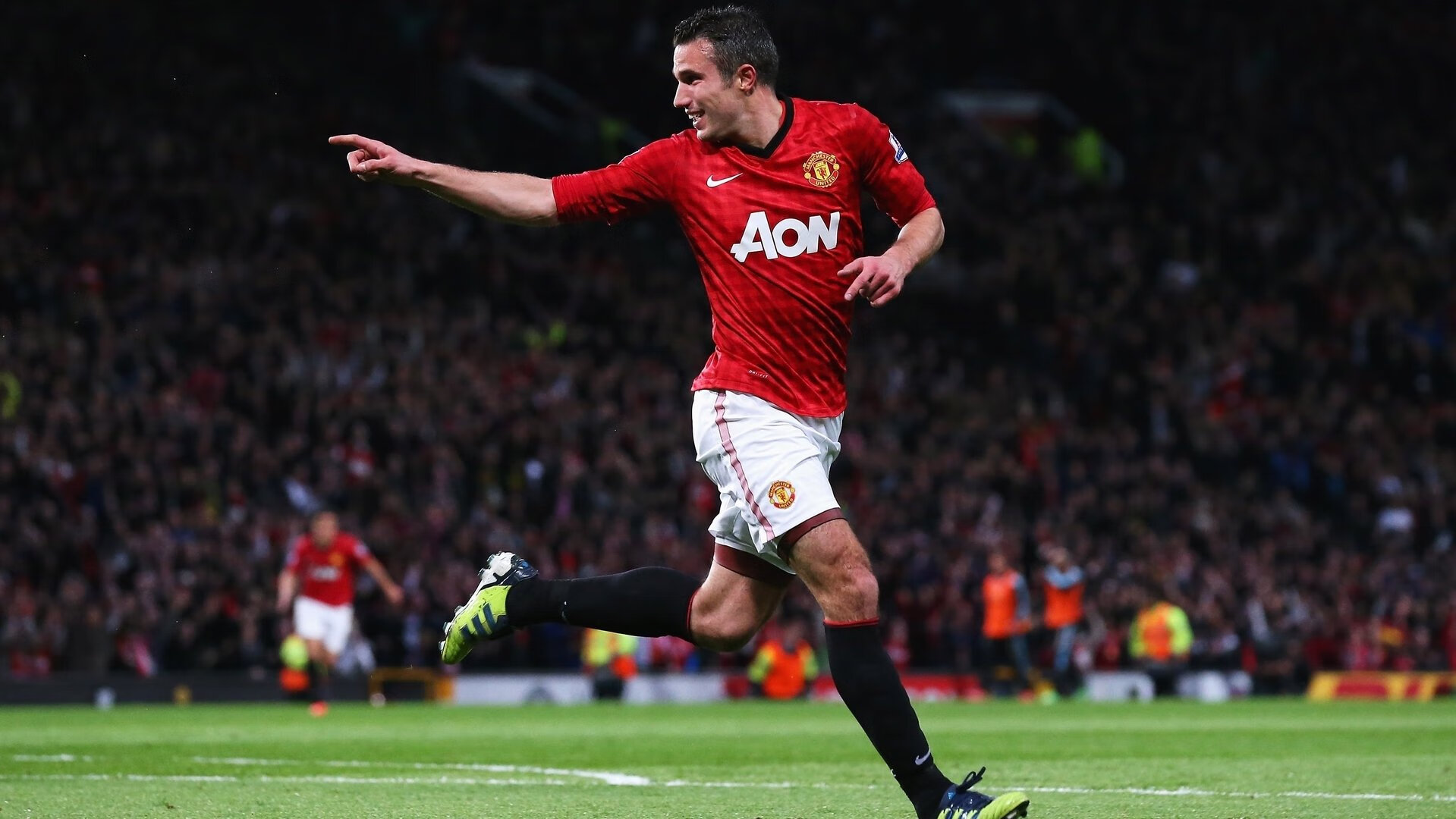 欧冠卡塔尔之夜 亚洲裁判组首次执法欧冠焦点大战